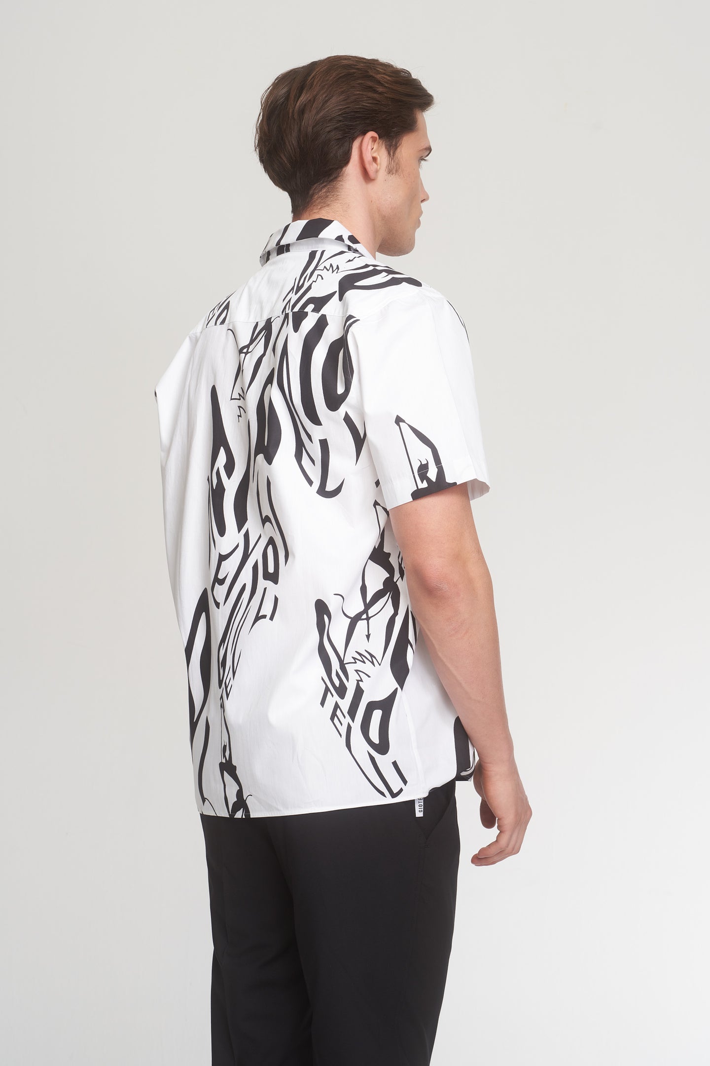 White - Black Oversized Weekend Shirt